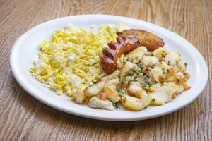 MIGAS CON HUEVOS Y CHORIZO 