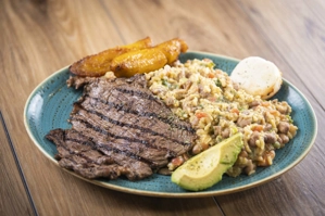 CALENTADO CON CARNE ASADA 