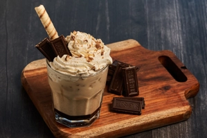 CREAM CHOCOLATE