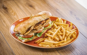 POLLO Y QUESO