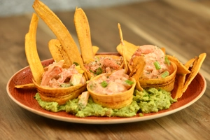 MONTADITOS CHIPS CON CEVICHE