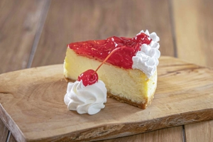STRAWBERRY CHEESECAKE